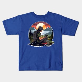 Digital Nomad World Traveler Jetsetter Freelancer Kids T-Shirt